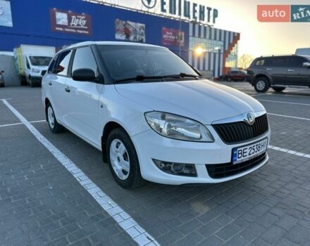 Білий Шкода Фабія, об'ємом двигуна 1.39 л та пробігом 246 тис. км за 5150 $, фото 1 на Automoto.ua
