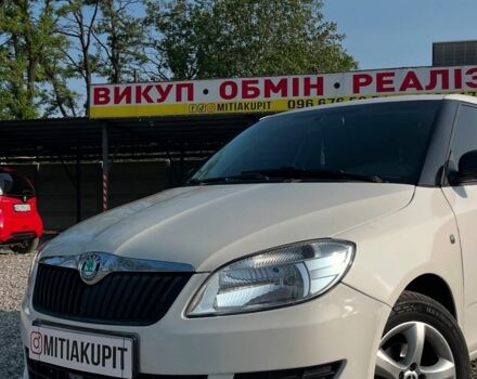 Белый Шкода Фабия, объемом двигателя 0 л и пробегом 299 тыс. км за 4400 $, фото 1 на Automoto.ua