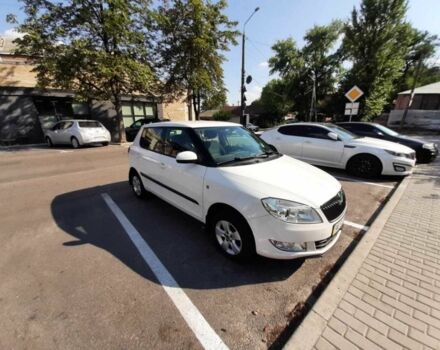 Білий Шкода Фабія, об'ємом двигуна 1.6 л та пробігом 72 тис. км за 8500 $, фото 1 на Automoto.ua