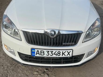 Белый Шкода Фабия, объемом двигателя 1.2 л и пробегом 192 тыс. км за 7000 $, фото 1 на Automoto.ua