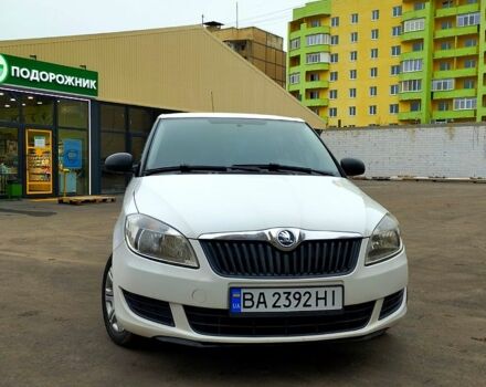 Белый Шкода Фабия, объемом двигателя 1.6 л и пробегом 167 тыс. км за 6700 $, фото 1 на Automoto.ua