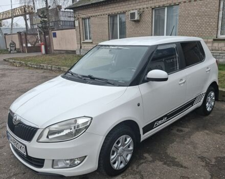 Білий Шкода Фабія, об'ємом двигуна 1.4 л та пробігом 270 тис. км за 6050 $, фото 1 на Automoto.ua