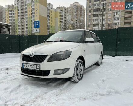 Білий Шкода Фабія, об'ємом двигуна 1.39 л та пробігом 392 тис. км за 5500 $, фото 1 на Automoto.ua