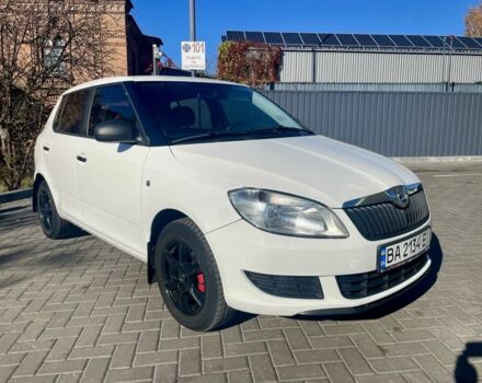 Шкода Фабия 2013 в Кропивницком (Кировограде) на Automoto.ua Белый Шкода Фабия, объемом двигателя 1.6 л и пробегом 200 тыс. км за 6250 $, фото 1 на Automoto.ua