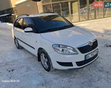 Білий Шкода Фабія, об'ємом двигуна 1.6 л та пробігом 254 тис. км за 5999 $, фото 1 на Automoto.ua