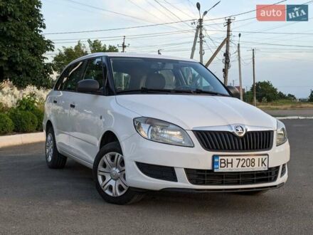 Білий Шкода Фабія, об'ємом двигуна 1.6 л та пробігом 289 тис. км за 6700 $, фото 1 на Automoto.ua