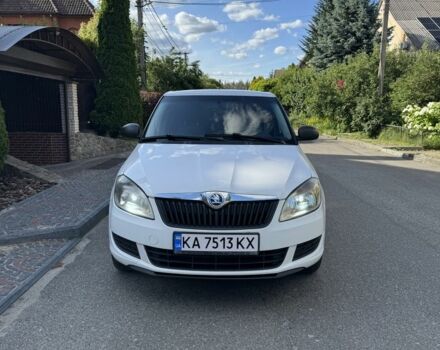Білий Шкода Фабія, об'ємом двигуна 1.2 л та пробігом 355 тис. км за 3990 $, фото 1 на Automoto.ua