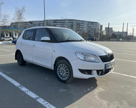 Білий Шкода Фабія, об'ємом двигуна 1.2 л та пробігом 250 тис. км за 2600 $, фото 1 на Automoto.ua