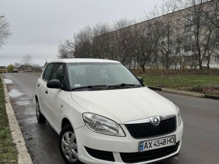 Білий Шкода Фабія, об'ємом двигуна 1.2 л та пробігом 300 тис. км за 5700 $, фото 1 на Automoto.ua