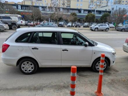 Білий Шкода Фабія, об'ємом двигуна 1.6 л та пробігом 215 тис. км за 5397 $, фото 1 на Automoto.ua
