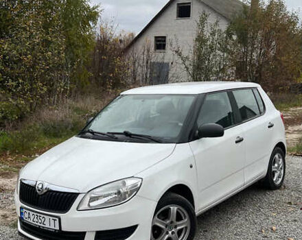 Білий Шкода Фабія, об'ємом двигуна 1.6 л та пробігом 233 тис. км за 6500 $, фото 1 на Automoto.ua