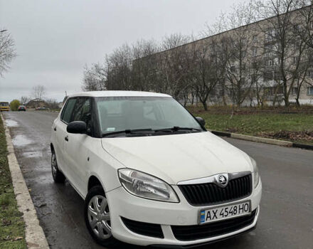Білий Шкода Фабія, об'ємом двигуна 1.2 л та пробігом 310 тис. км за 4600 $, фото 1 на Automoto.ua