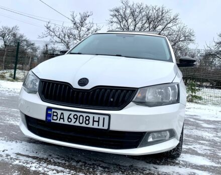 Белый Шкода Фабия, объемом двигателя 1 л и пробегом 236 тыс. км за 6300 $, фото 1 на Automoto.ua