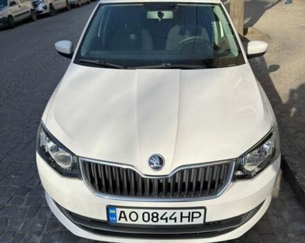 Белый Шкода Фабия, объемом двигателя 1.2 л и пробегом 133 тыс. км за 7500 $, фото 1 на Automoto.ua