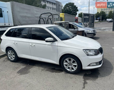 Білий Шкода Фабія, об'ємом двигуна 1.4 л та пробігом 273 тис. км за 7000 $, фото 1 на Automoto.ua