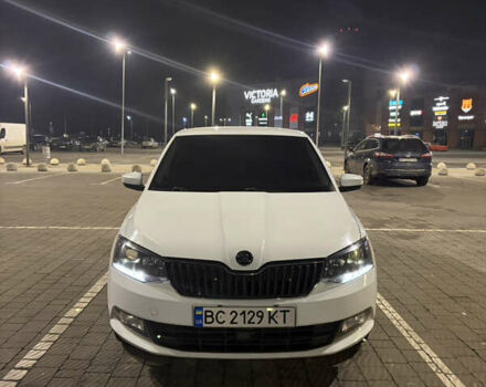 Белый Шкода Фабия, объемом двигателя 1.42 л и пробегом 316 тыс. км за 7299 $, фото 1 на Automoto.ua