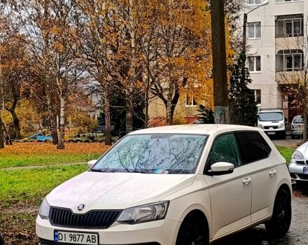 Білий Шкода Фабія, об'ємом двигуна 1.2 л та пробігом 186 тис. км за 6208 $, фото 1 на Automoto.ua