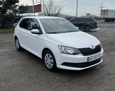 Белый Шкода Фабия, объемом двигателя 1 л и пробегом 210 тыс. км за 5900 $, фото 1 на Automoto.ua