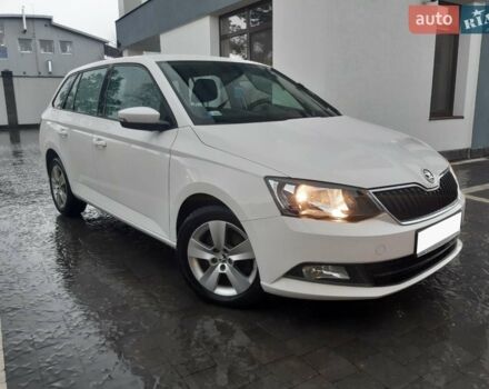 Білий Шкода Фабія, об'ємом двигуна 1.4 л та пробігом 278 тис. км за 7100 $, фото 1 на Automoto.ua
