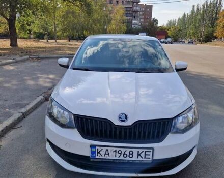 Белый Шкода Фабия, объемом двигателя 1.2 л и пробегом 238 тыс. км за 6500 $, фото 1 на Automoto.ua