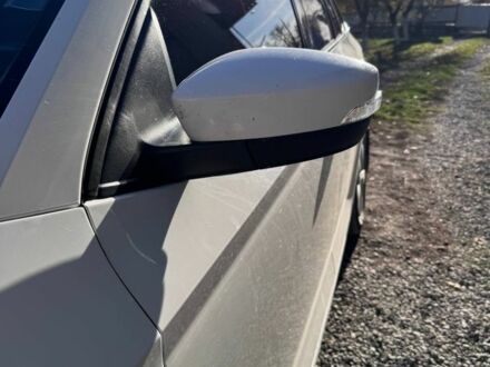 Шкода Фабия 2016 в Черткове на Automoto.ua Белый Шкода Фабия, объемом двигателя 1.2 л и пробегом 273 тыс. км за 6350 $, фото 1 на Automoto.ua