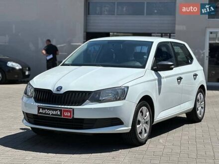 Шкода Фабия 2017 в Одессе на Automoto.ua Белый Шкода Фабия, объемом двигателя 1.4 л и пробегом 230 тыс. км за 7290 $, фото 1 на Automoto.ua
