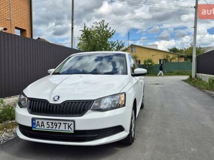 Шкода Фабия 2018 в Виннице на Automoto.ua Белый Шкода Фабия, объемом двигателя 1 л и пробегом 134 тыс. км за 6900 $, фото 1 на Automoto.ua
