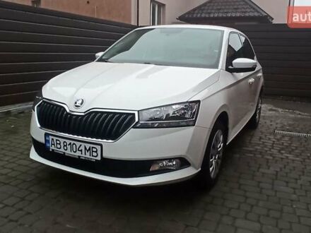 Белый Шкода Фабия, объемом двигателя 1 л и пробегом 92 тыс. км за 8700 $, фото 1 на Automoto.ua