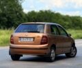 Бежевый Шкода Фабия, объемом двигателя 1.4 л и пробегом 220 тыс. км за 2900 $, фото 2 на Automoto.ua