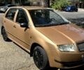 Бежевый Шкода Фабия, объемом двигателя 1.4 л и пробегом 296 тыс. км за 3100 $, фото 3 на Automoto.ua