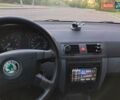 Бежевый Шкода Фабия, объемом двигателя 1.39 л и пробегом 270 тыс. км за 3550 $, фото 4 на Automoto.ua