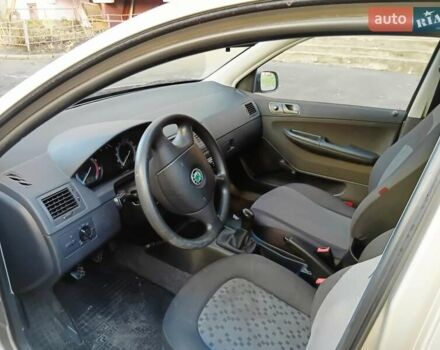 Бежевый Шкода Фабия, объемом двигателя 1.2 л и пробегом 90 тыс. км за 4700 $, фото 4 на Automoto.ua