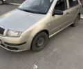 Бежевий Шкода Фабія, об'ємом двигуна 1.2 л та пробігом 203 тис. км за 3000 $, фото 1 на Automoto.ua