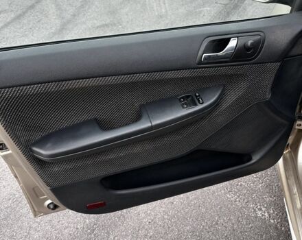 Бежевий Шкода Фабія, об'ємом двигуна 1.4 л та пробігом 271 тис. км за 3450 $, фото 8 на Automoto.ua