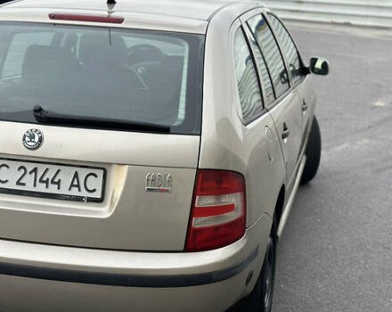 Бежевий Шкода Фабія, об'ємом двигуна 1.4 л та пробігом 271 тис. км за 3450 $, фото 4 на Automoto.ua