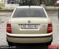 Бежевый Шкода Фабия, объемом двигателя 1.2 л и пробегом 229 тыс. км за 3200 $, фото 5 на Automoto.ua