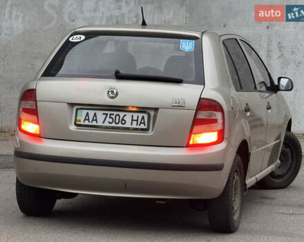 Бежевый Шкода Фабия, объемом двигателя 1.2 л и пробегом 298 тыс. км за 2300 $, фото 31 на Automoto.ua