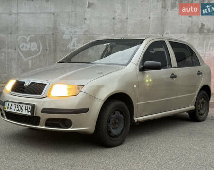 Бежевый Шкода Фабия, объемом двигателя 1.2 л и пробегом 298 тыс. км за 2300 $, фото 35 на Automoto.ua