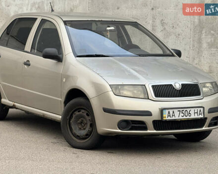 Бежевый Шкода Фабия, объемом двигателя 1.2 л и пробегом 298 тыс. км за 2300 $, фото 9 на Automoto.ua