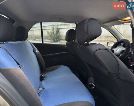 Бежевый Шкода Фабия, объемом двигателя 1.2 л и пробегом 298 тыс. км за 2300 $, фото 24 на Automoto.ua