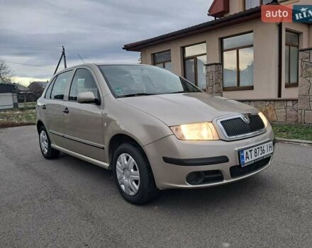 Бежевий Шкода Фабія, об'ємом двигуна 1.39 л та пробігом 184 тис. км за 4100 $, фото 1 на Automoto.ua
