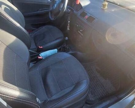 Бежевый Шкода Фабия, объемом двигателя 1.2 л и пробегом 197 тыс. км за 3900 $, фото 10 на Automoto.ua