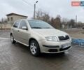 Бежевый Шкода Фабия, объемом двигателя 1.2 л и пробегом 255 тыс. км за 3700 $, фото 1 на Automoto.ua
