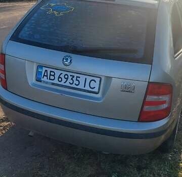 Бежевый Шкода Фабия, объемом двигателя 1.2 л и пробегом 197 тыс. км за 3900 $, фото 3 на Automoto.ua