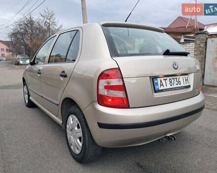 Бежевий Шкода Фабія, об'ємом двигуна 1.39 л та пробігом 184 тис. км за 4100 $, фото 3 на Automoto.ua