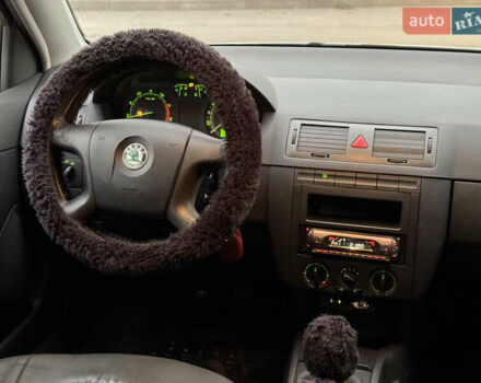 Бежевый Шкода Фабия, объемом двигателя 1.2 л и пробегом 298 тыс. км за 2300 $, фото 46 на Automoto.ua