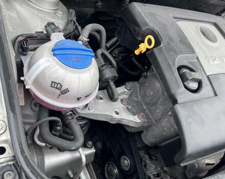 Бежевий Шкода Фабія, об'ємом двигуна 1.2 л та пробігом 180 тис. км за 3800 $, фото 8 на Automoto.ua