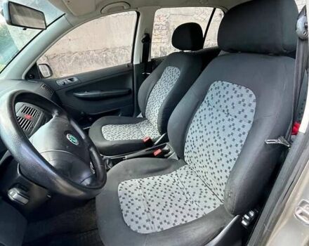 Бежевый Шкода Фабия, объемом двигателя 1.2 л и пробегом 236 тыс. км за 3550 $, фото 11 на Automoto.ua