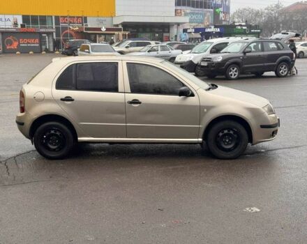 Бежевий Шкода Фабія, об'ємом двигуна 1.2 л та пробігом 250 тис. км за 1250 $, фото 4 на Automoto.ua