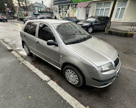 Бежевый Шкода Фабия, объемом двигателя 1.2 л и пробегом 219 тыс. км за 3900 $, фото 5 на Automoto.ua